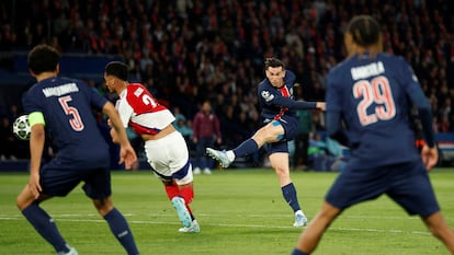 Fabián Ruiz remata a gol desde la frontal del área el primer tanto del Paris Saint-Germain.