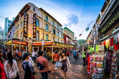 Uno de los rincones más emblemáticos de Singapur es el mercado situado en Chinatown.