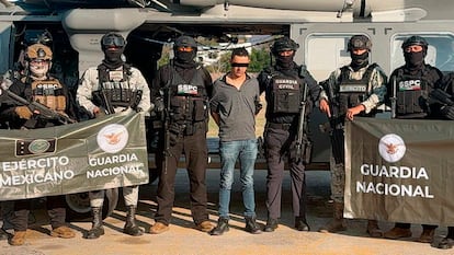 Gerardo Valencia Barajas detenido por elementos del Ejército mexicano, este miércoles en Apatzingán, Michoacán.