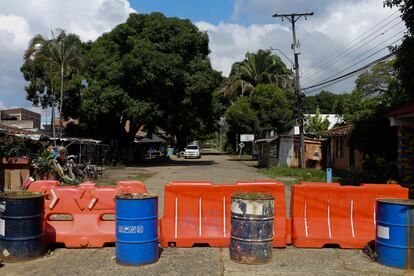 Una de las barricadas en las calles del corregimiento de Jamundí, al sur del departamento del Valle del Cauca, el 20 de junio de 2024.