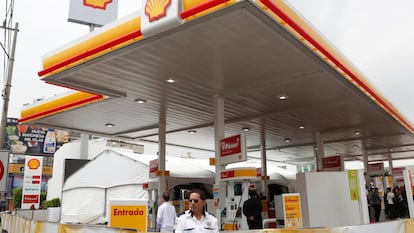 Primera gasolinera de Shell en Ciudad de México, estrenada hace una semana.