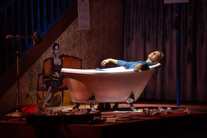 Emma Suárez, en una imagen proomocional de la obra 'El cuarto de atrás', TEATRO ABADÍA