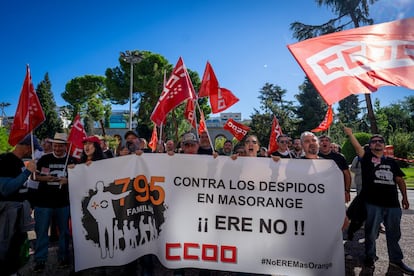 Manifestación de CC OO contra el ERE de MasOrange.