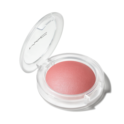 El colorete Glow Play Blush de M.A.C. cuenta con una textura esponjosa y aporta un acabado natural que aguanta todo el día.

35€