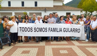 Varios ciudadanos se reunieron el 16 de septiembre en Coto Ríos para apoyar a la familia Guijarro.
